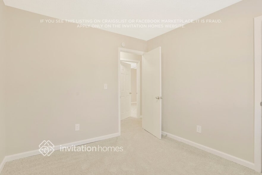 Building Photo - 4621 High Collier Walk