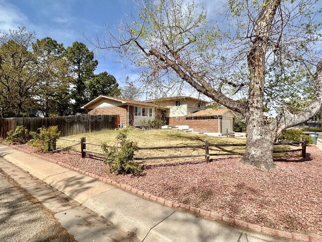 Building Photo - 1762 Ura Ln