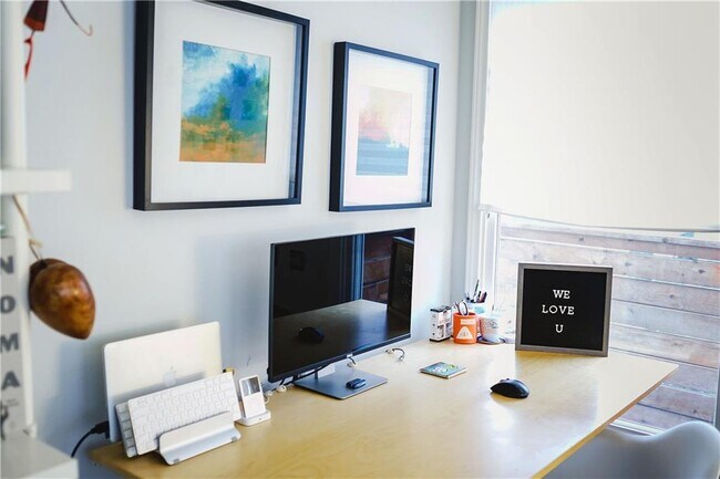 Building Photo - 304 Nelray Blvd