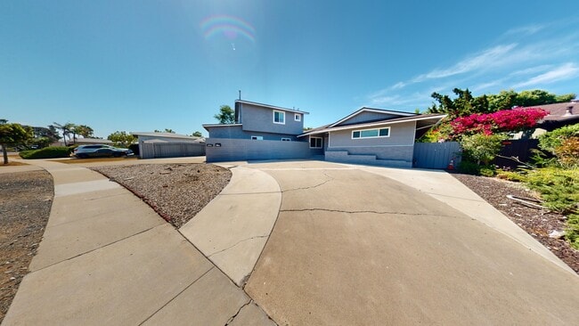 Building Photo - 5165 Remington Rd