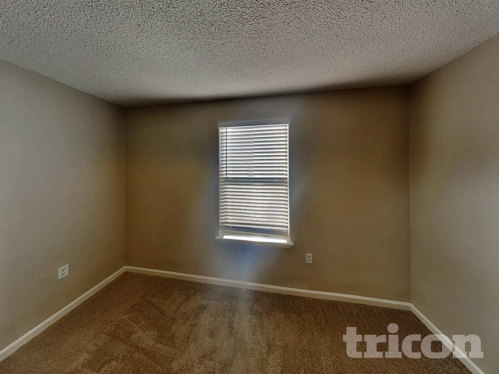 Building Photo - 3346 Double Ln