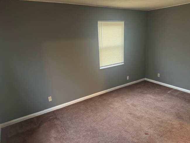 Building Photo - 4036 Homelawn Ave