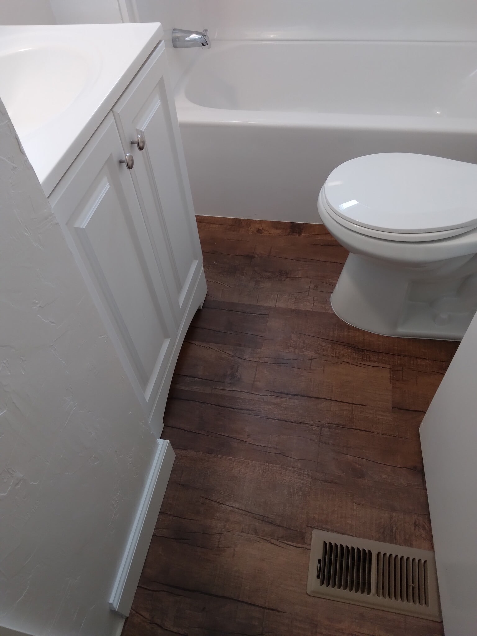 Bath - 3300 Portola Dr