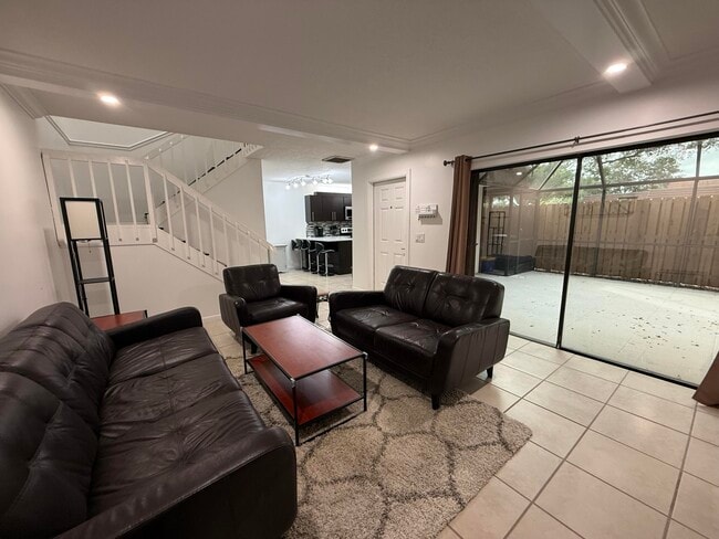 Building Photo - 2410 24th Ln