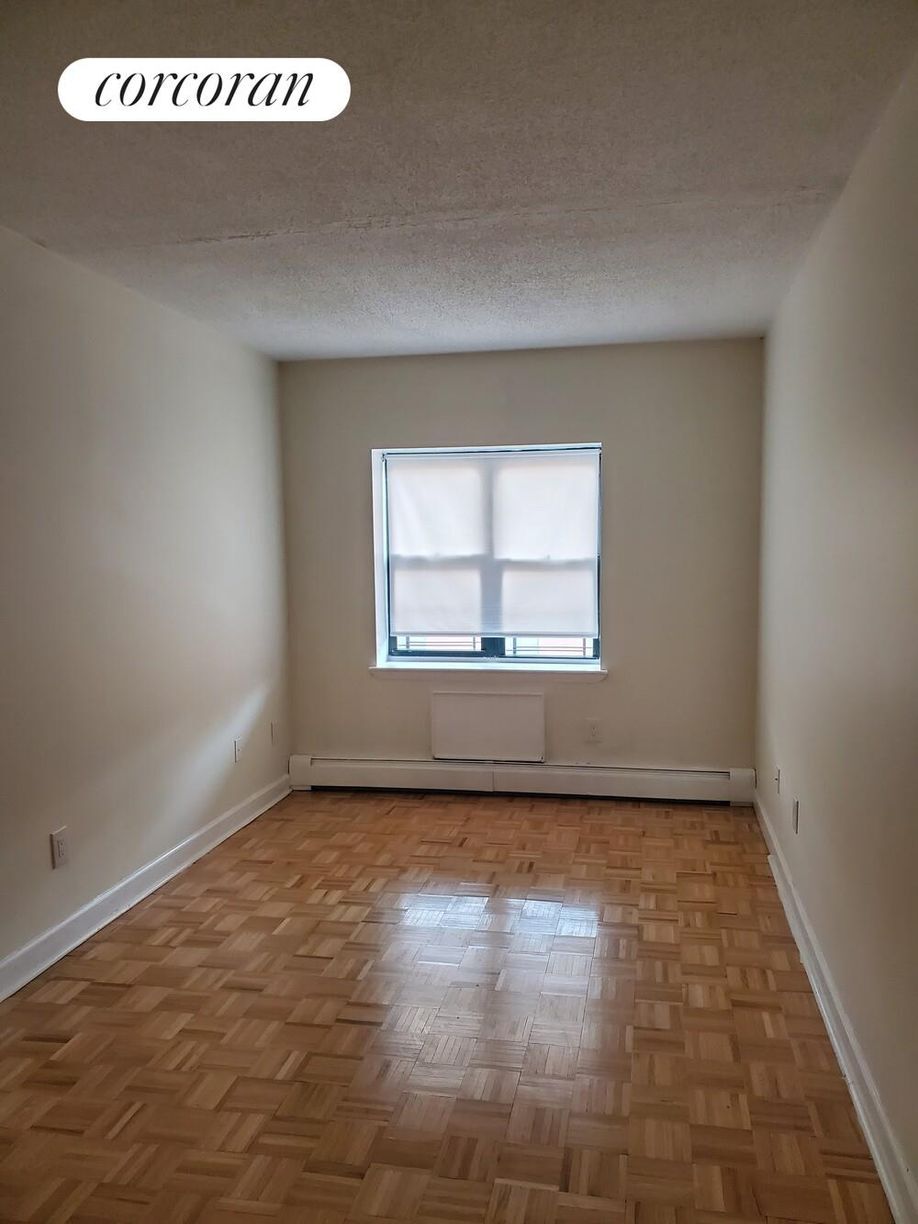 Building Photo - 71 E 118th St