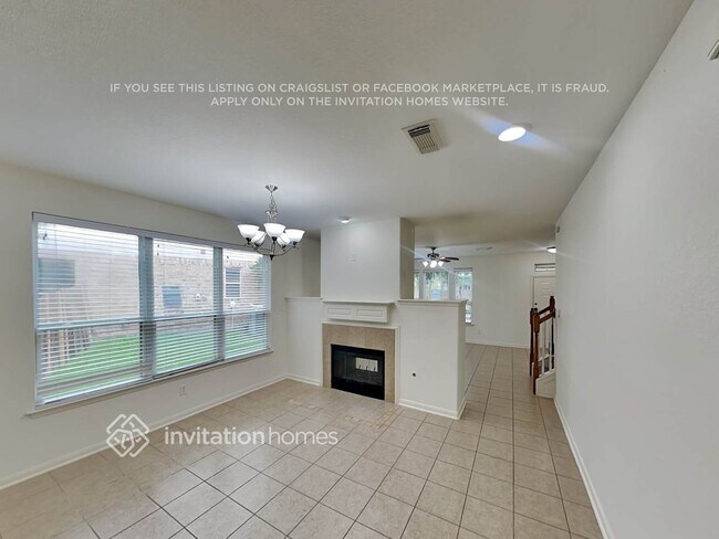 Building Photo - 17247 Marquette Point Ln