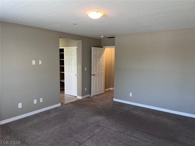 Building Photo - 901 Bluebell Brook St