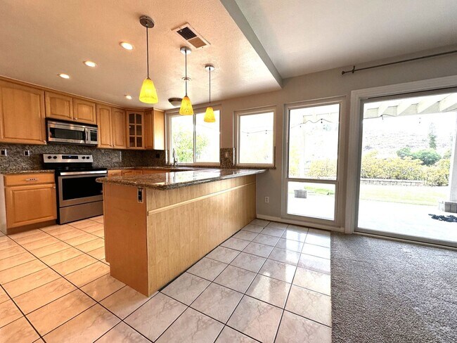 Primary Photo - 4BR/3BA House in Rancho Penasquitos - Powa...