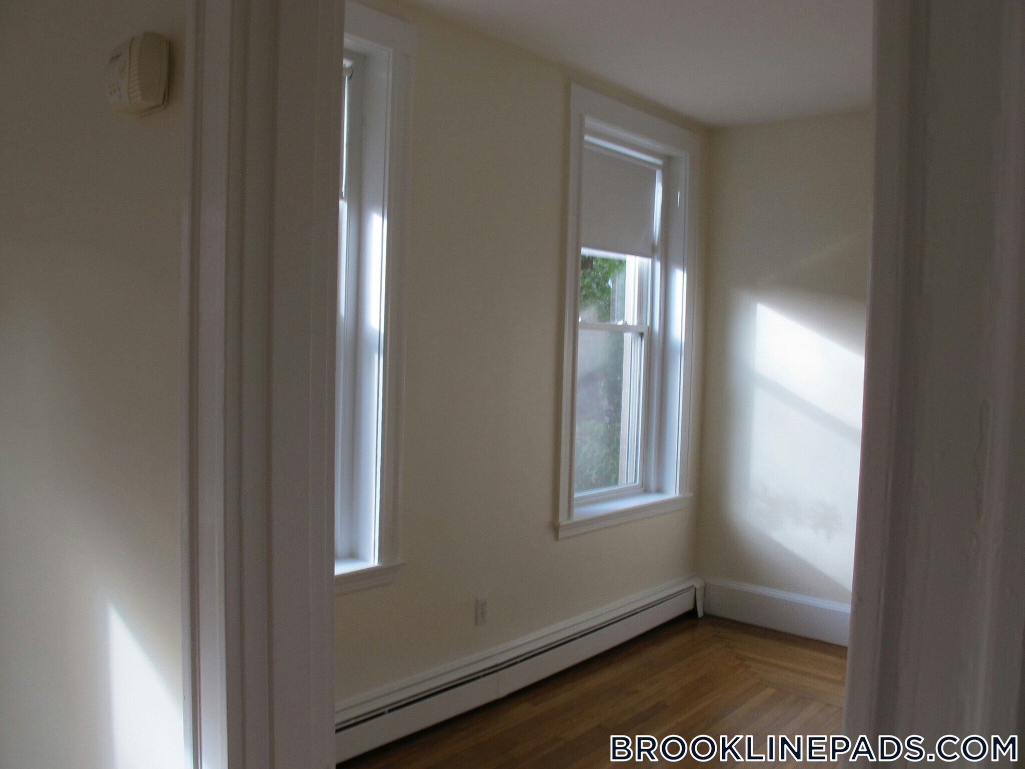 Building Photo - 19 Fairbanks St