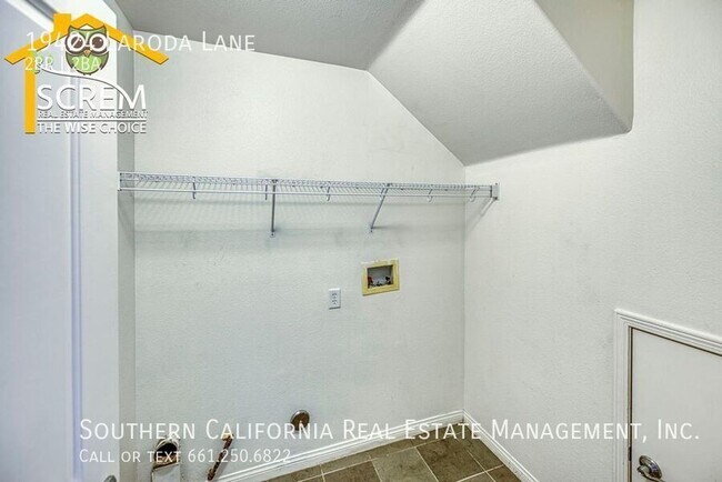 Building Photo - 19424 Laroda Ln