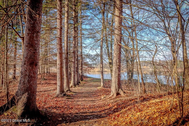 Building Photo - 101 Orinsekwa Rd