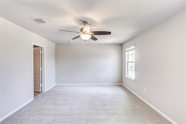 Building Photo - 1710 Atlantica St