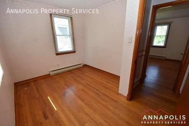 Building Photo - 3043 Riva Rd