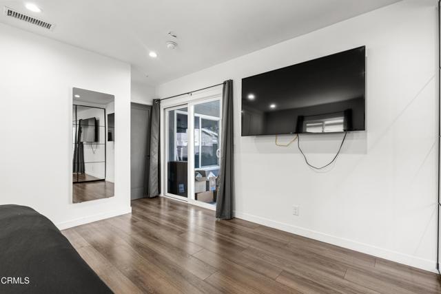 Building Photo - 12827 Sylvan St