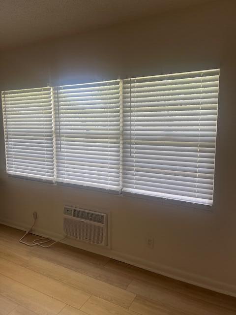 Building Photo - 90 Mansfield C