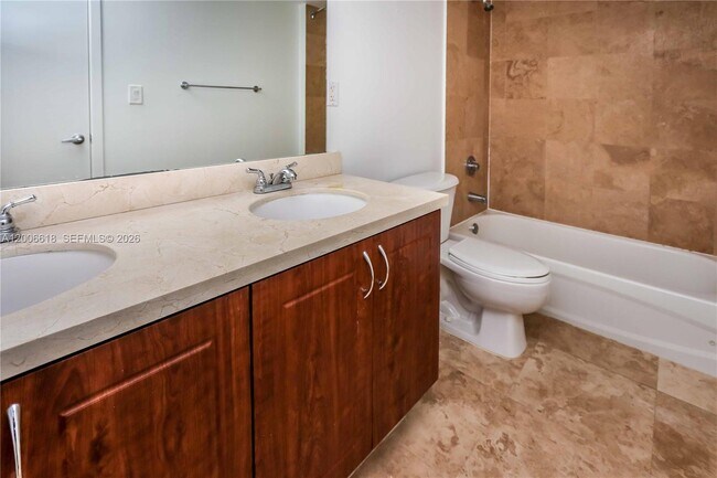 Building Photo - 1555 N Treasure Dr