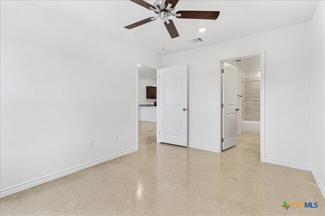 Building Photo - 1242 Lehmann Dr