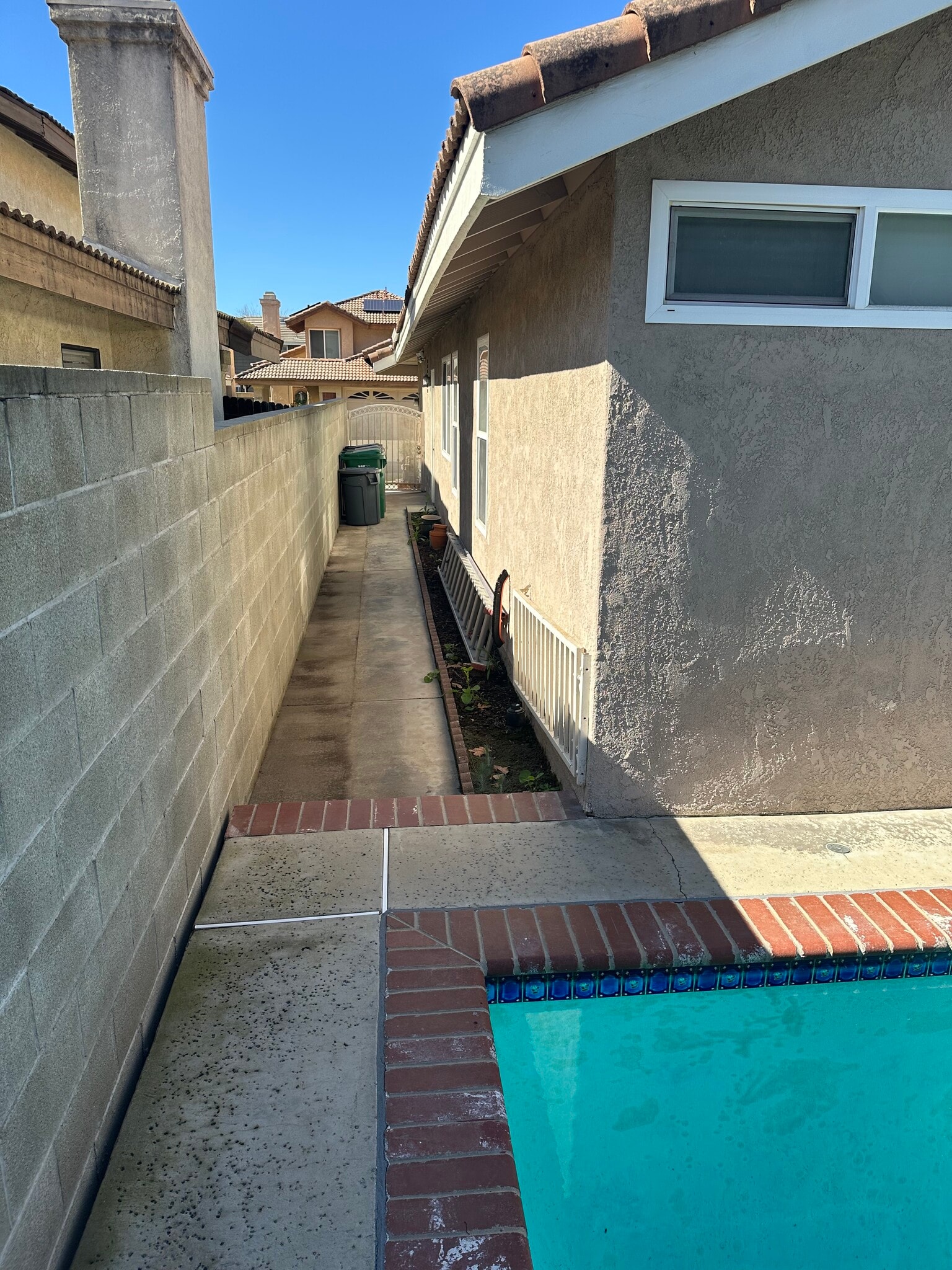 Building Photo - 12411 Silkleaf Ave