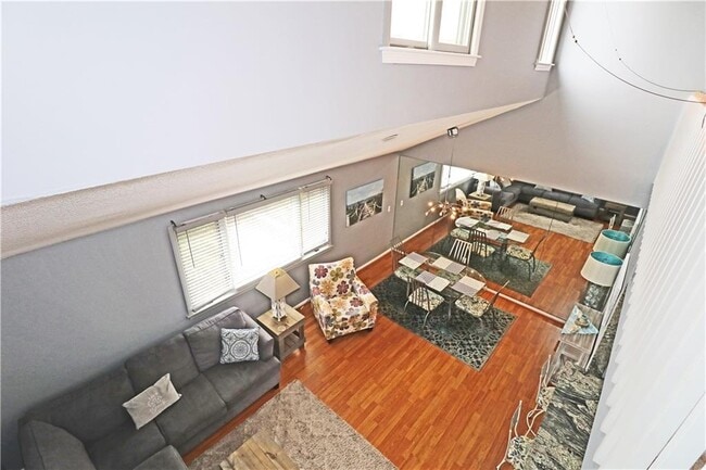 Building Photo - 303 Swans Wharf Row