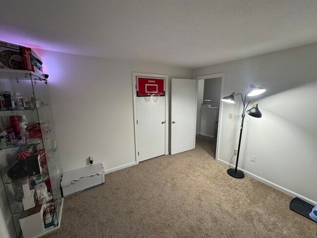 Building Photo - 152 Porcupine Cir