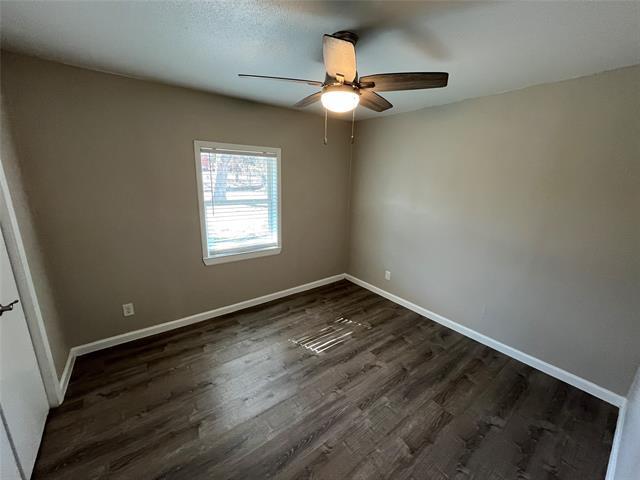 Building Photo - 936 Bluewood Dr