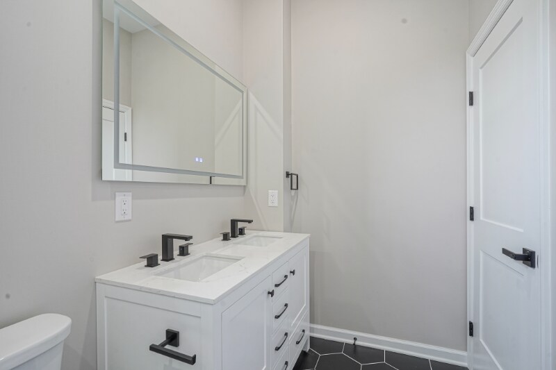 Building Photo - 952 N Marshall St