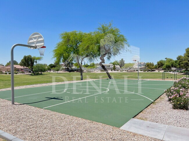Building Photo - 3980 E Pinon Ct