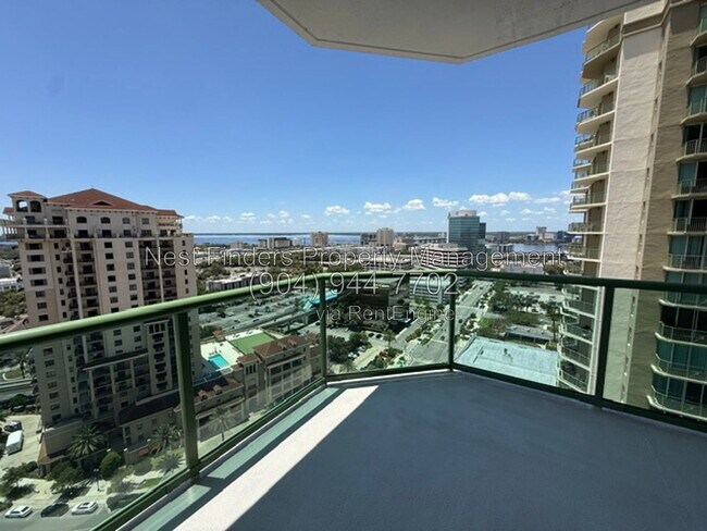 Building Photo - 1431 Riverplace Blvd
