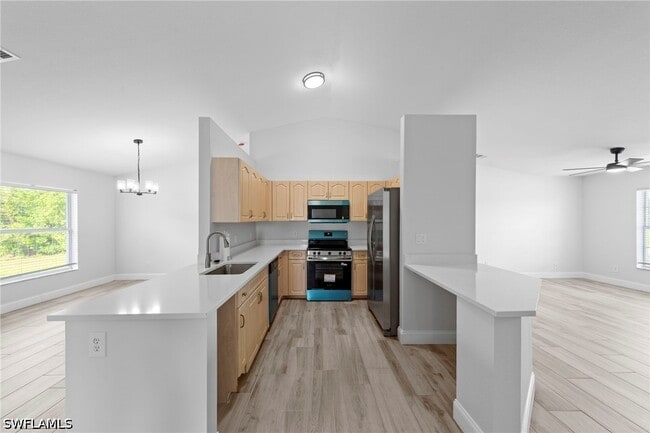 Building Photo - 2022 NW 9th Terrace