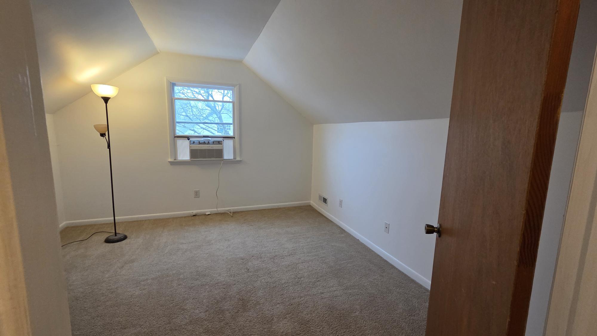 Building Photo - 712 N Washington St