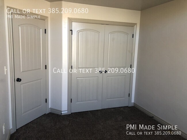 Building Photo - 10439 Sage Vista Way