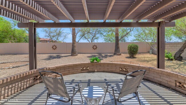 Building Photo - 17227 N Country Club Dr