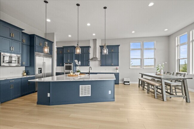 Building Photo - $6,995.00 Stunning 6 bed, 5 bath Ranch-Sty...