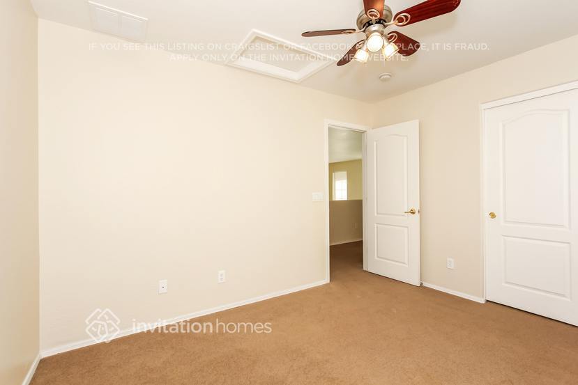 Building Photo - 27603 N 63rd Dr