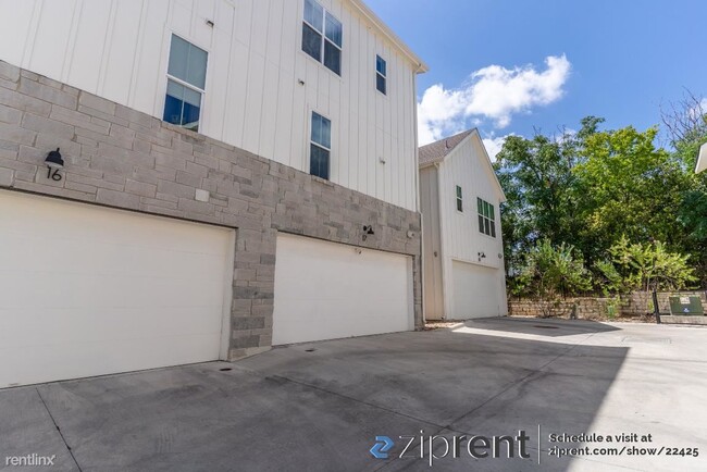 Building Photo - 3 br, 3.5 bath Townhome - 2624 Metcalfe Ro...