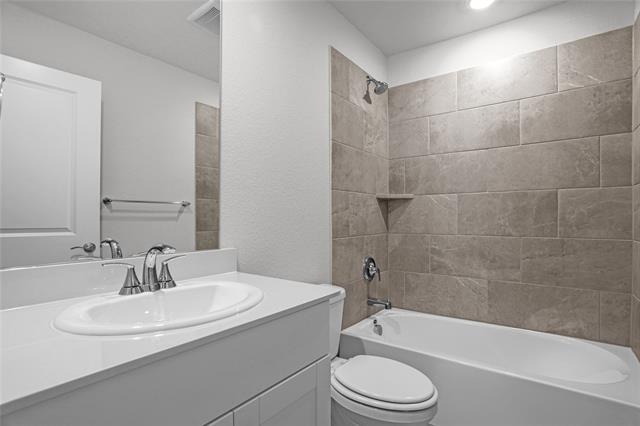 Building Photo - 615 Tidal Dr