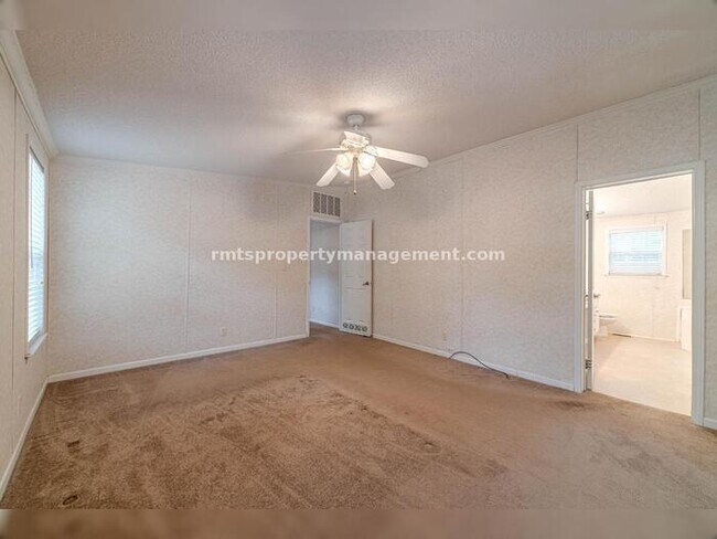 Building Photo - A COUNTRY DREAM! 4BR, 2BATH MANUFACTURED HOME, $1650./month