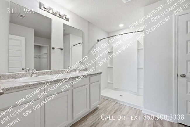 Building Photo - 3111 Van Day Way