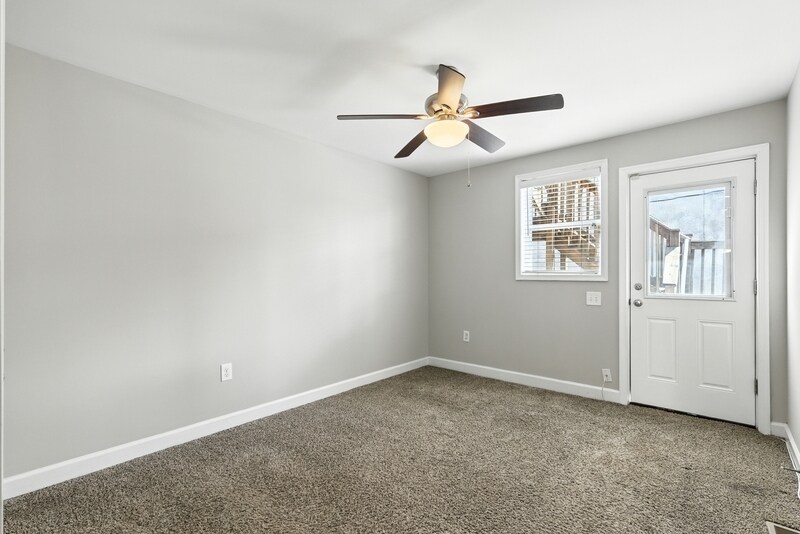 Building Photo - 127 W Randall St