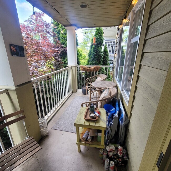 Building Photo - 2012 Minor Ave E