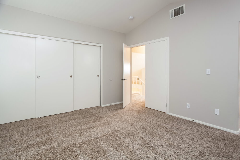Building Photo - 2642 Ridgewater Cir