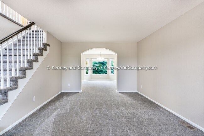 Building Photo - 1672 Smoke Ridge Dr
