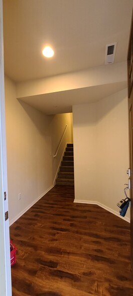 Building Photo - 2115 201st Pl SE