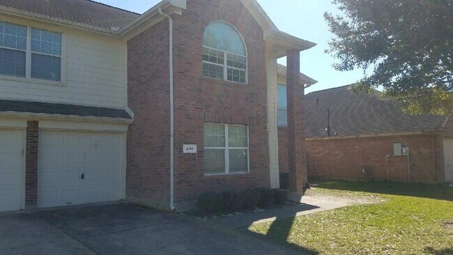 Primary Photo - 4015 Redwood Arbor Ln