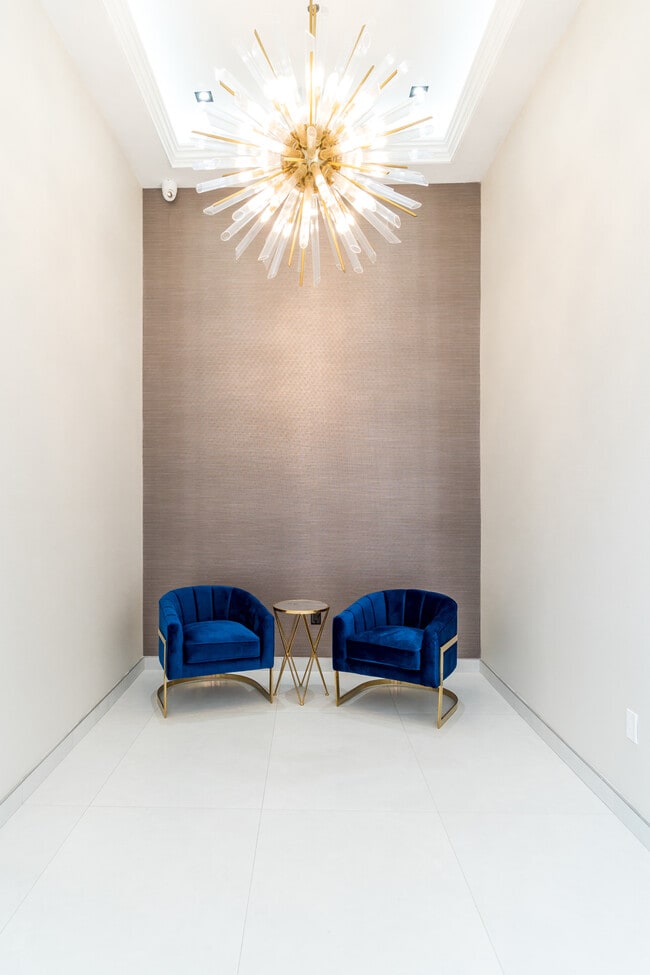 Building Photo - 6122 HUDSON Ave