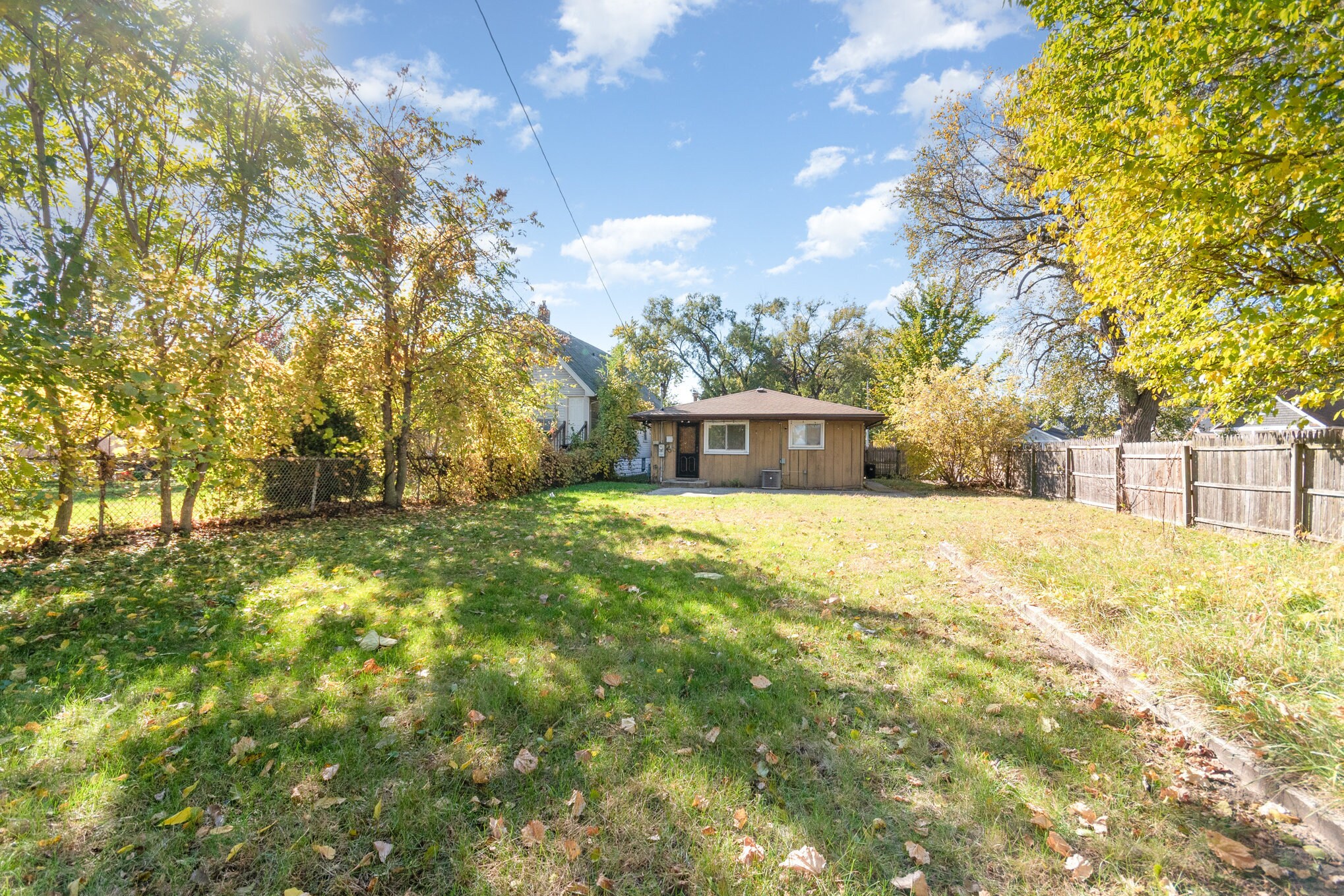 Building Photo - 544 Garfield Ave