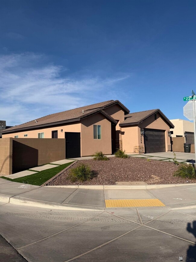 Building Photo - 4756 E Jett St