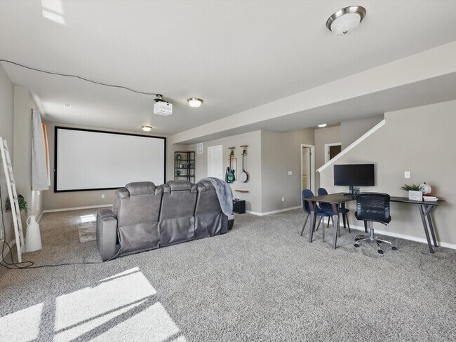 Building Photo - 8308 Needle Drop Ct