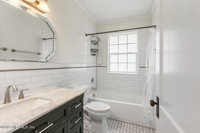 Building Photo - 4548 French St