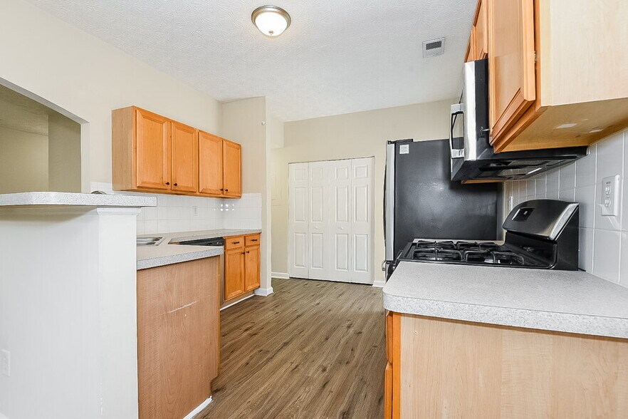 Building Photo - 3057 Heatherbrook Trce